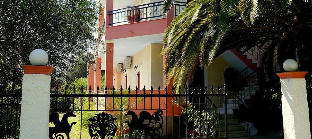 Villa Helena Kávos Zewnętrze zdjęcie